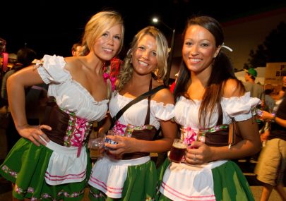 Dirndl oktoberfest chicas munich