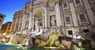 La fontana di trevi, Roma